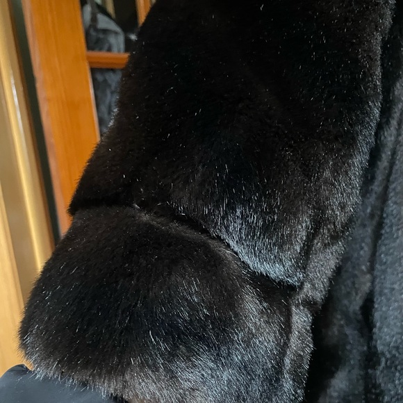 Vintage faux fur jacket - Picture 7 of 11